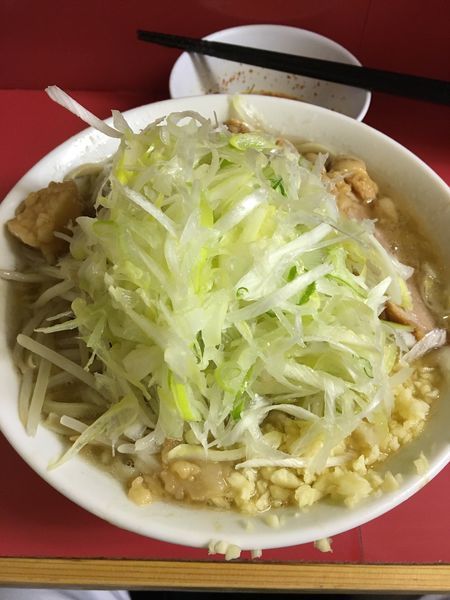 「小ラーメン ネギ 玉子 ヤサイ少なめニンニク多め アブラ」@ラーメン二郎 桜台駅前店の写真
