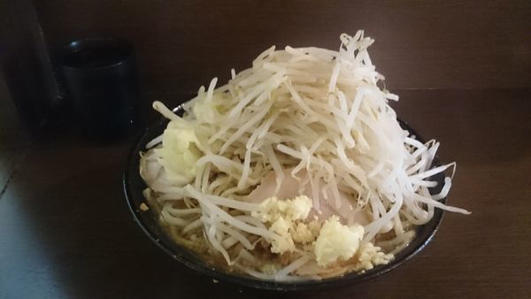 「麺増し・大(ヤサイカラメトウガラシ)￥８３０」@ラーメン二郎 JR西口蒲田店の写真