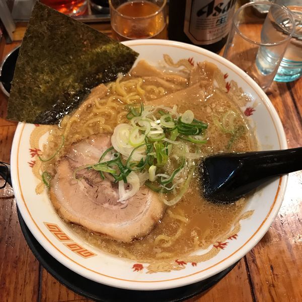 「旭川正油ラーメン」@北海道らーめん 味源 立川北口店の写真