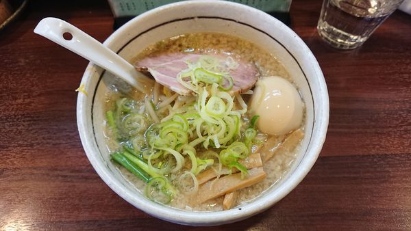 「味玉らーめん（こってり）700円 + ちゃーしゅー丼250円」@麺屋 旬の写真
