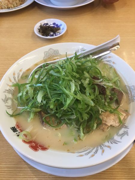 「ふくちあんラーメン ネギトッピング」@大阪ふくちぁんラーメン 鶴見店の写真