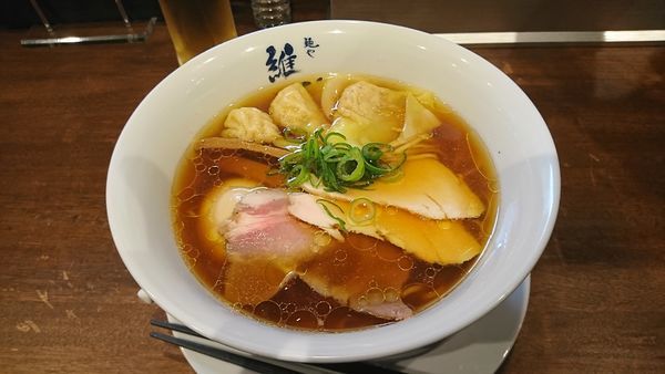 「特醤油らぁ麺」@麺や維新の写真