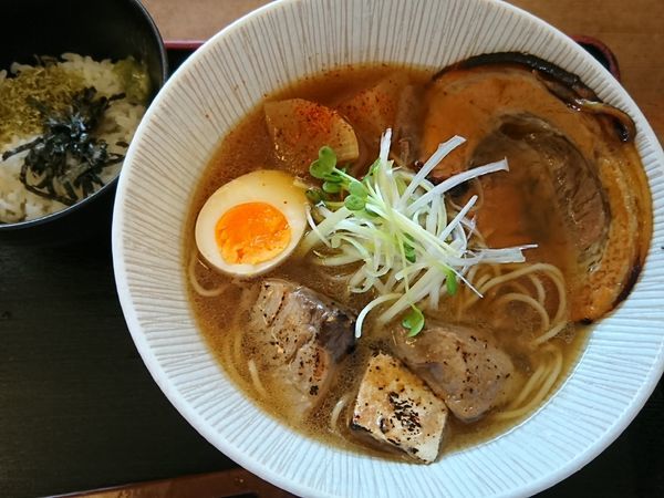 「【限定】あぶり鰤のアラ出汁そば（お茶漬け用ご飯付き）￥860」@和風らーめん 凪の写真