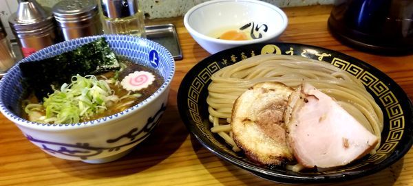 「つけめん(並)+生卵、チャーシューご飯」@中華蕎麦うゑずの写真