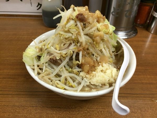 「ラーメン 野菜、ニンニク、あぶら」@ラーメンの店 どでん 北浦和店の写真