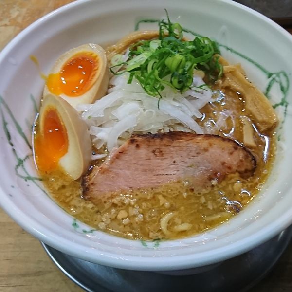 「流星パンチ 味玉」@流星軒の写真