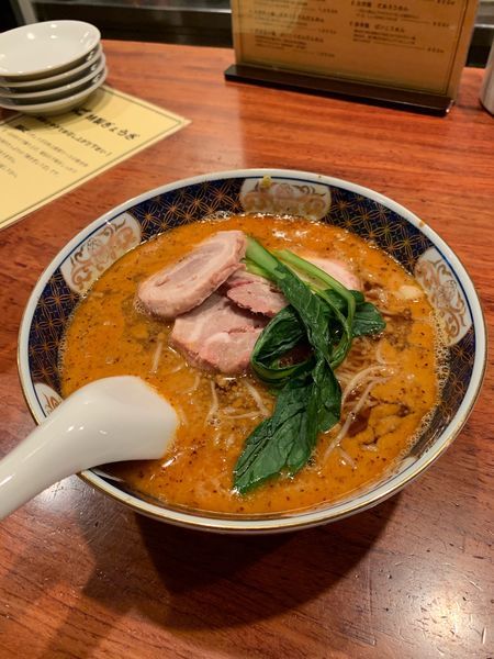 「だあろうだんだん麺」@支那麺 はしご 銀座本店の写真