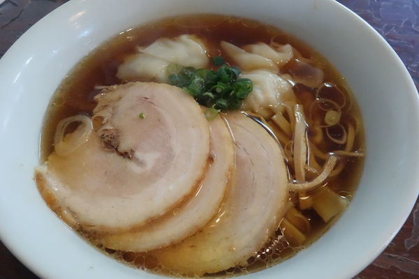 「えびワンタン麺　醤油」@らーめん 三福の写真