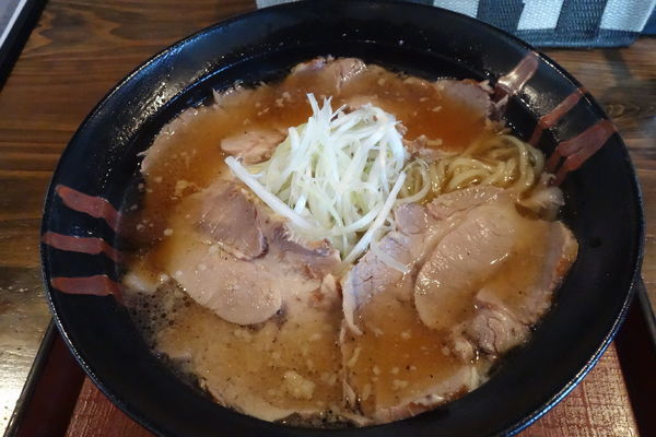 「炭火焼ちゃあしゅう麺　醤油」@ちゃあしゅう屋 仙台北店の写真