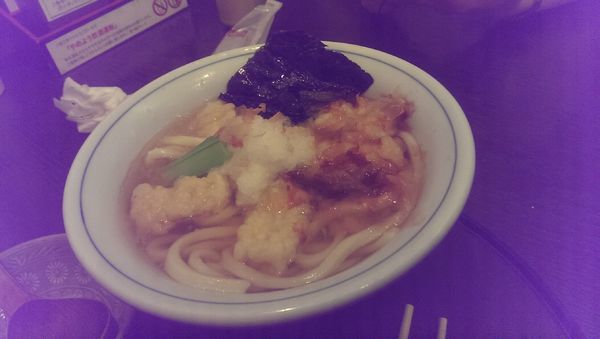 「舞茸天おろしうどん。大盛」@歌行灯 相模原店の写真