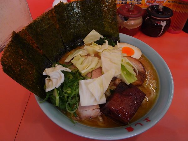 「ラーメンデラックス」@よし家の写真