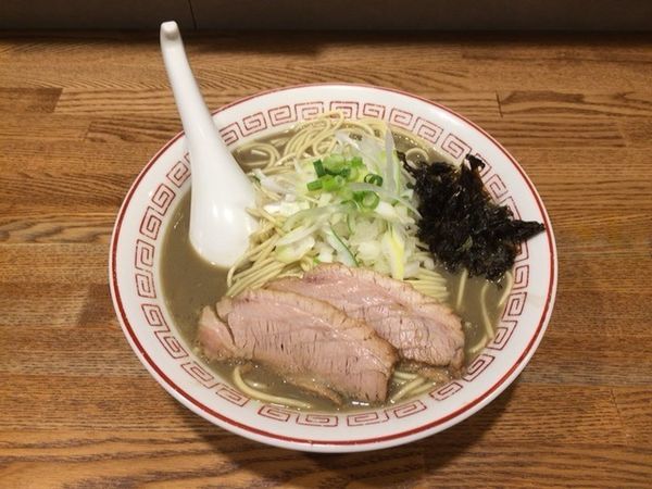 「濃厚煮干そば」@煮干中華そば専門 煮干丸の写真