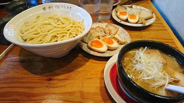 「こいつけ(400) 全部トッピング」@大鶴製麺処 謹製 親富孝の写真