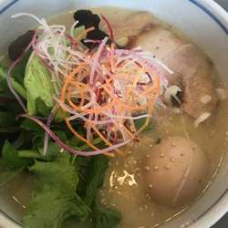 塩ラーメン（大盛）＋煮玉子