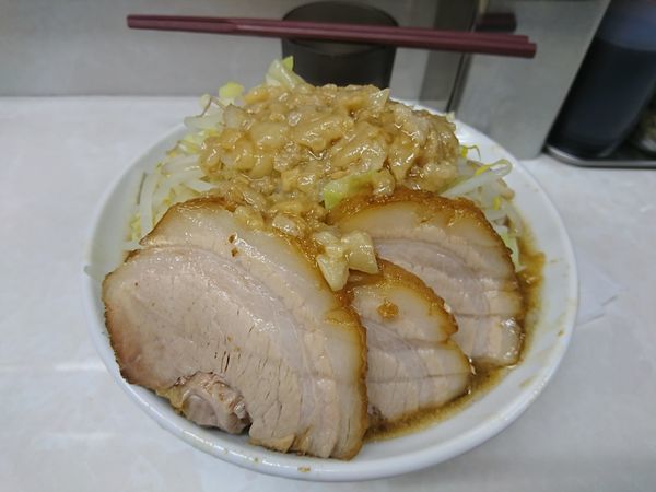 「ミニラーメン豚入り」@魔人豚の写真