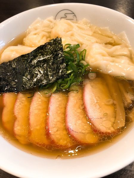 「チャーシューエビワンタン麺 (ミックス) ¥1550」@八雲の写真