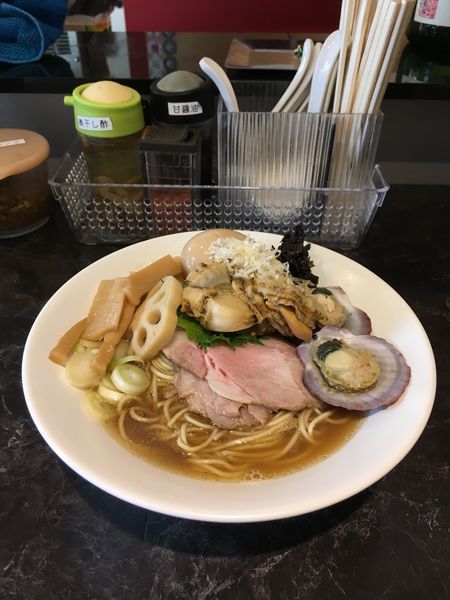 「ホタテと煮干しの淡麗」@中華SOBA にぼ乃詩の写真