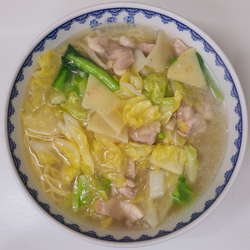 鶏片湯麺　とりうまにそば