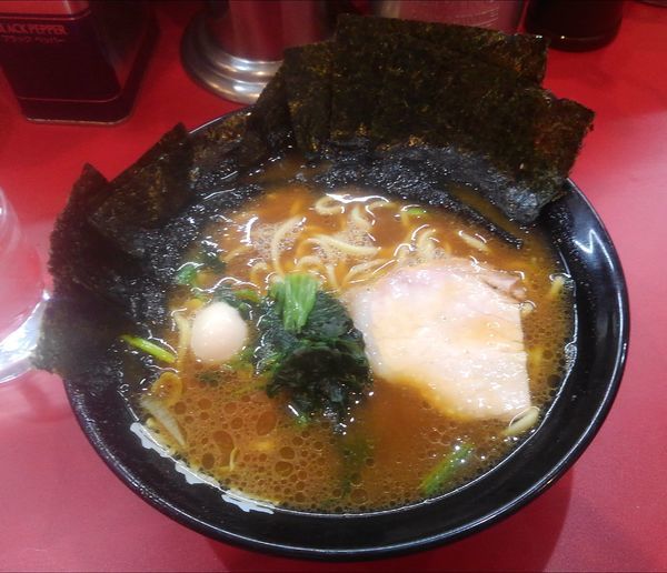 「ラーメン(海苔増し)」@壱六家 横浜店の写真