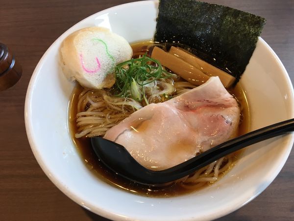 「丸鶏中華そば 中盛」@Noodle Shop 香味亭の写真