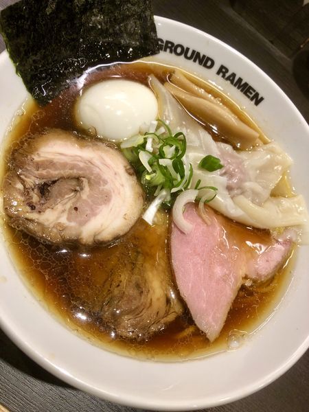 「特製中華そば ￥1030＋ﾗｰﾊﾟｽﾁｬｰｼｭｰ」@UNDERGROUND RAMEN 川越仲町の写真