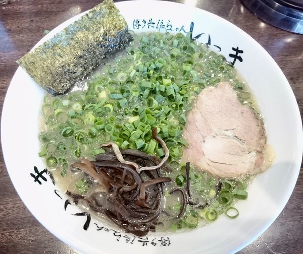 「ねぎらーめん（ハリガネ〜ハリガネ）」@博多長浜らーめん いっきの写真