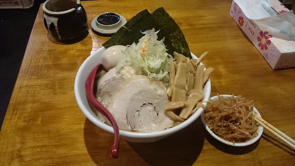 「特製味噌ラーメン・特盛・メンマ(ヤサイマシ)￥１３７０」@らーめん 蓮の写真