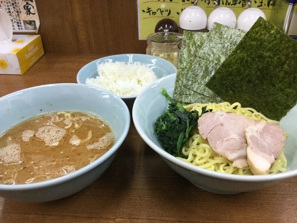 「つけ麺 並650円硬め濃いめ多め」@横浜ラーメン 武蔵家 北千住店の写真
