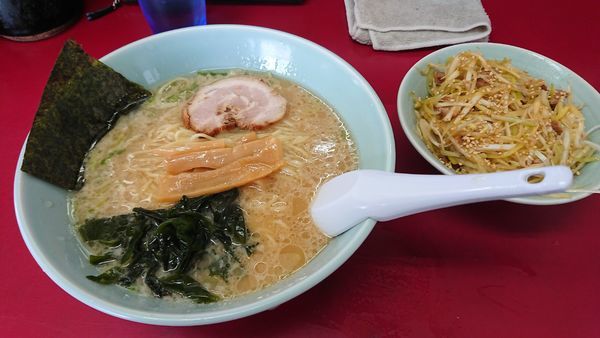 「ラーメン ネギ丼並(550円+250円)」@ラーメンショップ 市貝店の写真