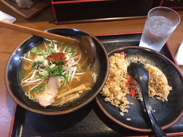 「半ちゃんらぁめん定食(醤油)840円」@らあめん 六文銭の写真