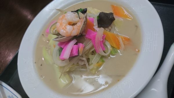 「ちゃんぽん中、小チャーハン」@中華菜館白眉 笠寺店の写真