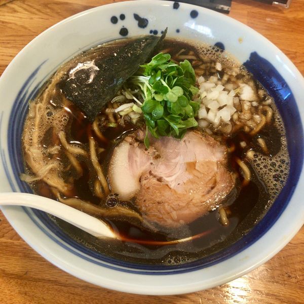 「黒煮干しそば800円」@麺屋 鶏口の写真