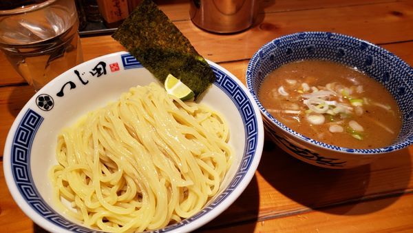 「つけ麺 880円」@つじ田 飯田橋店の写真