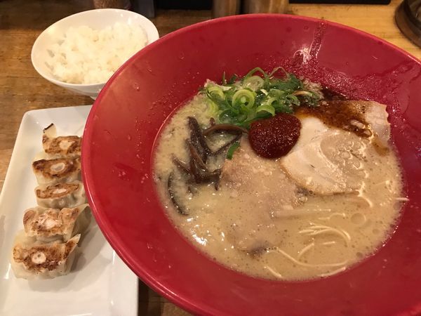 「赤丸新味 Aセット 950円」@博多一風堂 仙台東口店の写真