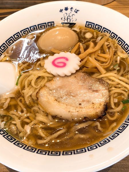 「中華そば(白)手もみ麺 味玉入り ¥800」@中華そば 六感堂の写真