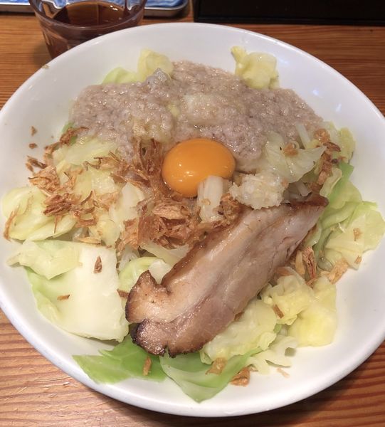 「【4月限定】汁無しらーめん　900円」@らぁ麺屋 つなぎの写真