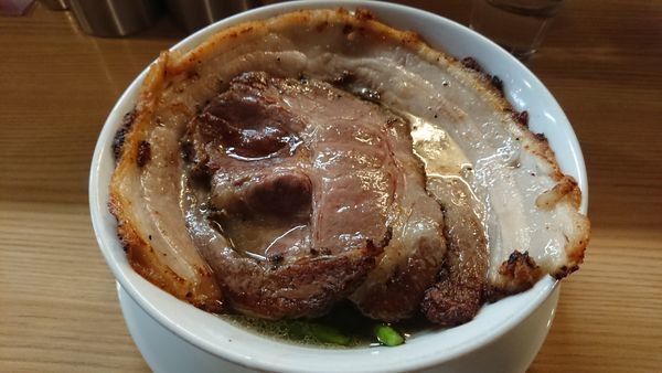 「限定macroの壺 1000円」@人類みな麺類の写真