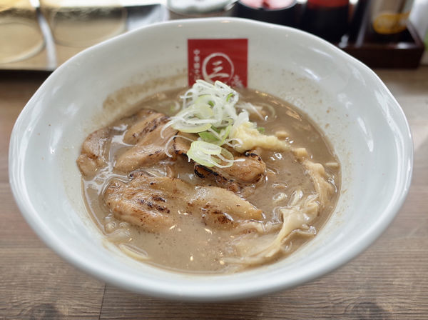 「煮干しラーメン…780円‬」@中華盛そば ◯三亭の写真