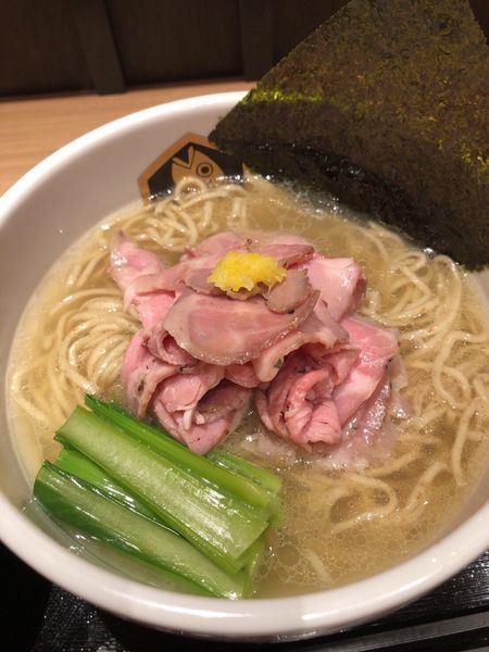 「ぶりらーめん」@真鯛らーめん 麺魚 錦糸町PARCO店の写真