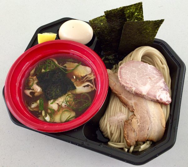 「比内地鶏の昆布水つけめん の一楽アメオト盛り」@中華蕎麦とみ田 冨田治PRESENTS 最強ラーメン祭2019 in 小山の写真