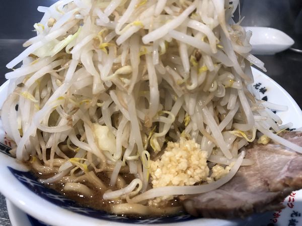 「塩らーめん 野菜マシ・ニンニク少し・脂少なめ700円」@ラーメン大 下高井戸店の写真