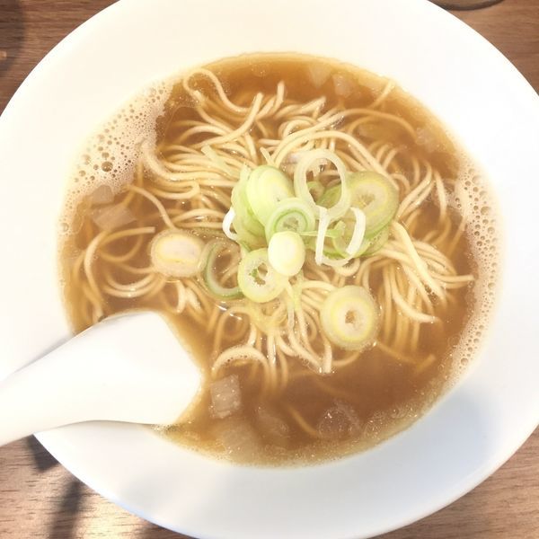 「比内鶏そば(小) 600 スープ増し100 麺少なめ」@自家製麺 伊藤 浅草店の写真