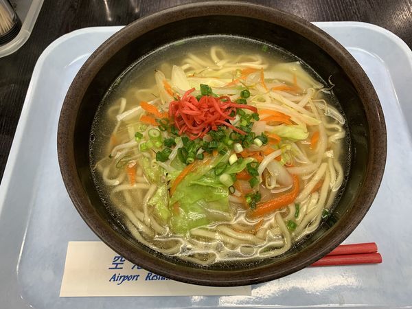 「野菜そば 690円」@空港食堂の写真