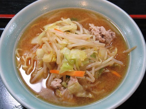 「みそラーメン（670円）」@金龍亭の写真