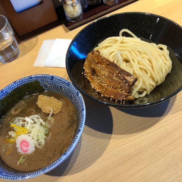 「つけ麺 炙りチャーシュー」@頑者NEXT LEVEL アクアシティお台場店の写真