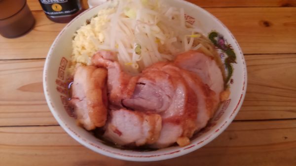 「小ぶた　950円」@ラーメン神豚 関東学院前店の写真