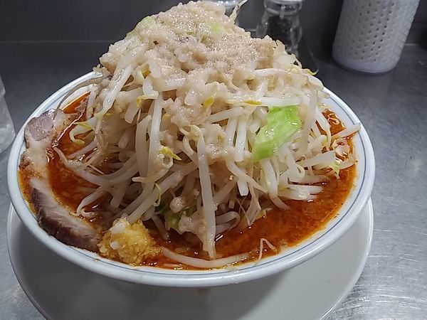 「旨辛ラーメン　野菜多め　あぶら多め　ニンニク少し」@らーめん大 本郷店の写真