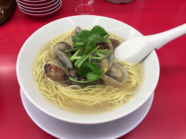 「あさりラーメン 810円」@ラーメン 魁力屋 東久留米店の写真