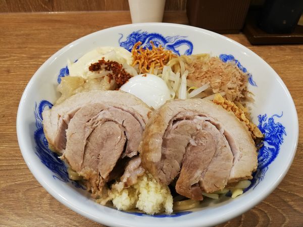 「豚マシまぜそば大 980円」@ジャンクガレッジ 和光市駅南口店の写真