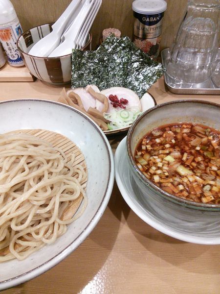 「【限定】辛いつけそば　９００円」@中華そば 笑歩の写真